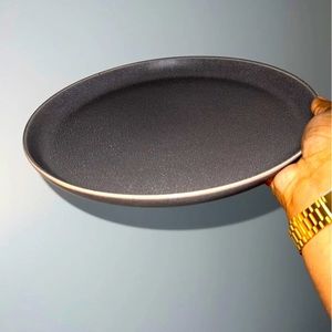 DINNERWARE: LIKE NEW!!